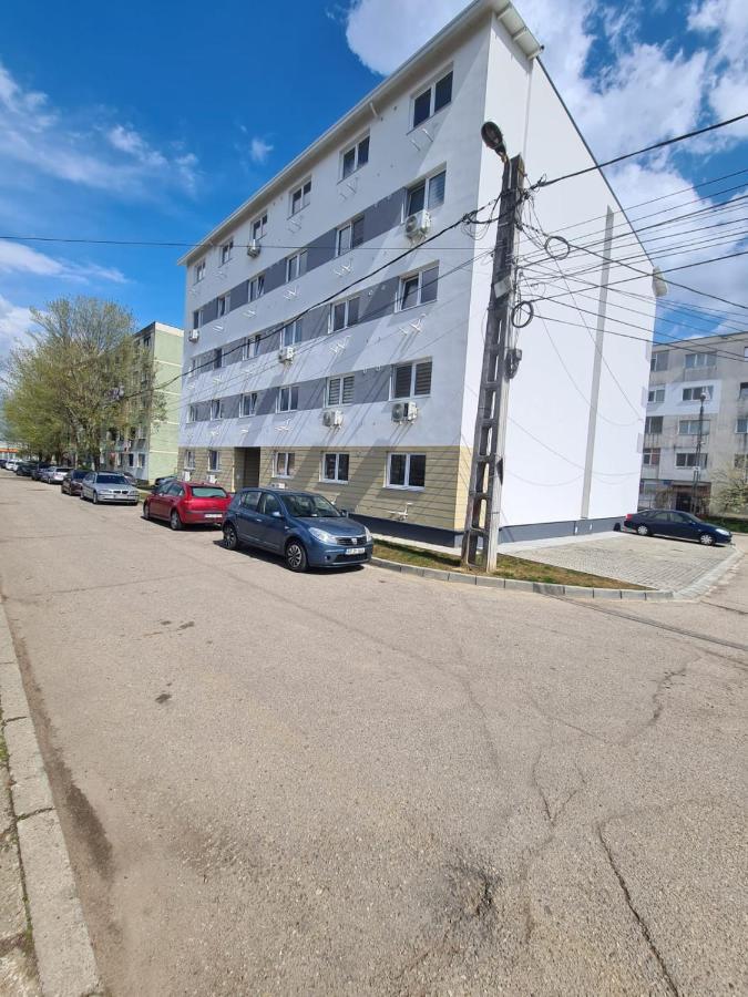 Apartmán Garsoniera Luxury Kevin Piteşti Exteriér fotografie